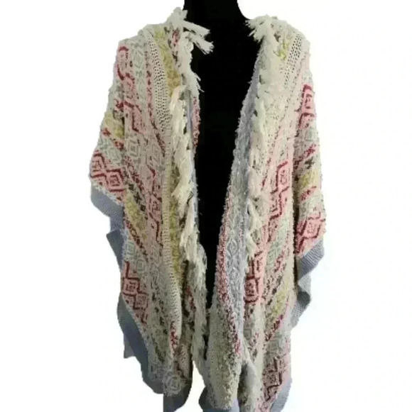 Cabi Womens Siesta Boho Multicolor Stripe Textured Fringe Poncho M/L - Picture 3 of 14